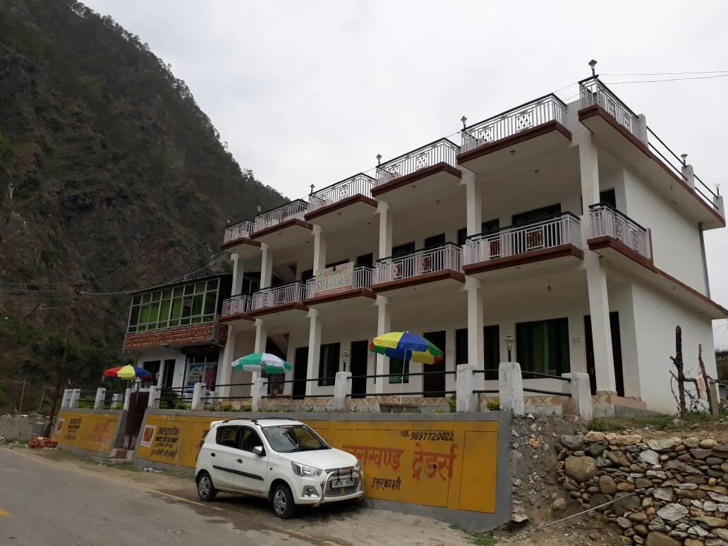 Hotel Inder Place Uttarkāshi Eksteriør billede